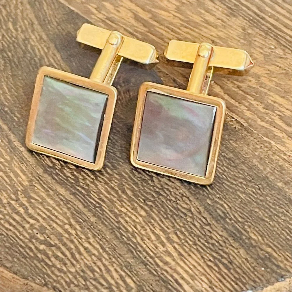 Vintage Swank Abalone Mother of Pearl MAP Shell Gold Tone Cuff Links